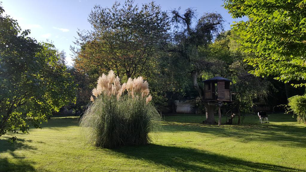 Le Moulin De Pommeuse Acomodação com café da manhã Exterior foto