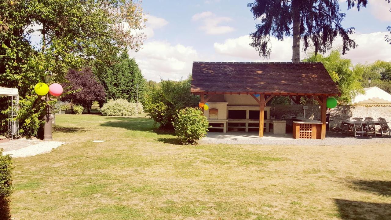 Le Moulin De Pommeuse Acomodação com café da manhã Exterior foto